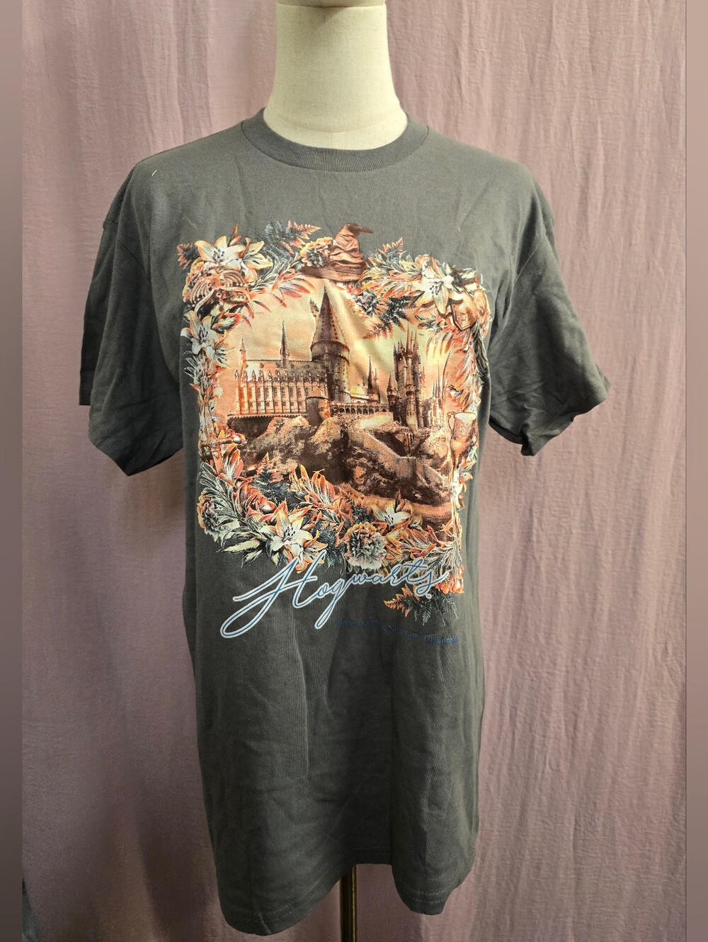Loot Crate Wizarding World Floral Hogwarts Castle Sorting Hat Graphic T-Shirt